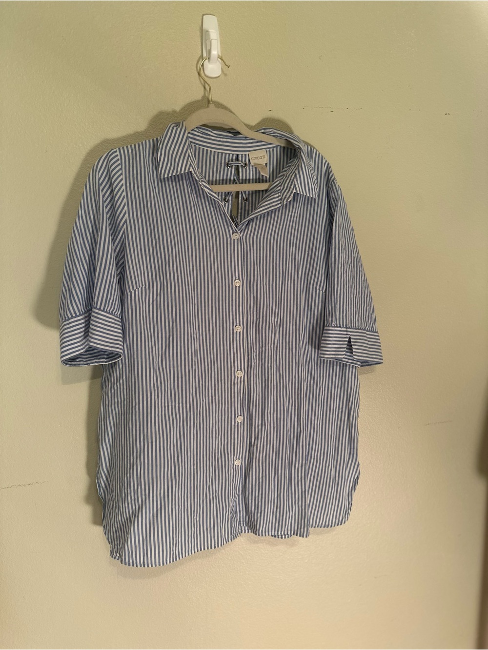 Chico's Blue & White Striped Short-Sleeve Button-Down Shirt